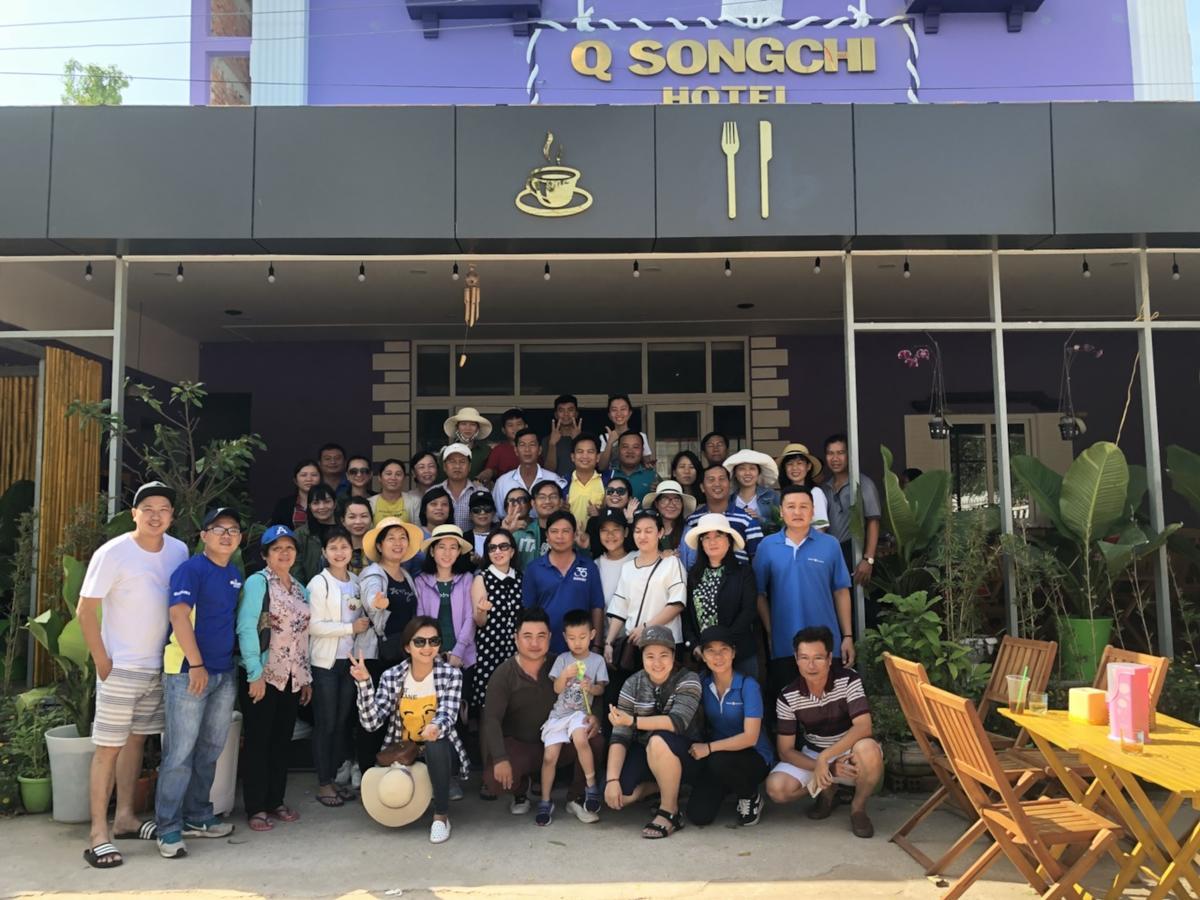 Q Songchi Hotel Chi Khu Co Ong Zewnętrze zdjęcie